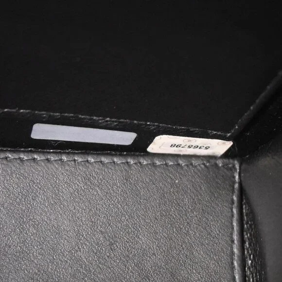 Chanel Black Calfskin Shoulder Bag 117660 - Picture 10 of 10